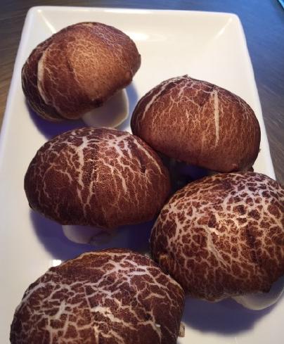 刷爆朋友圈的网红小吃，你吃过了吗！酷暑排队就为吃到它们！