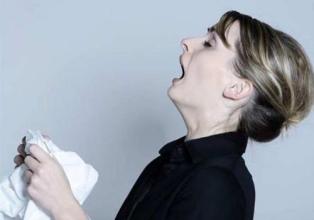 喷嚏自愈的最佳办法,喷嚏一招解决