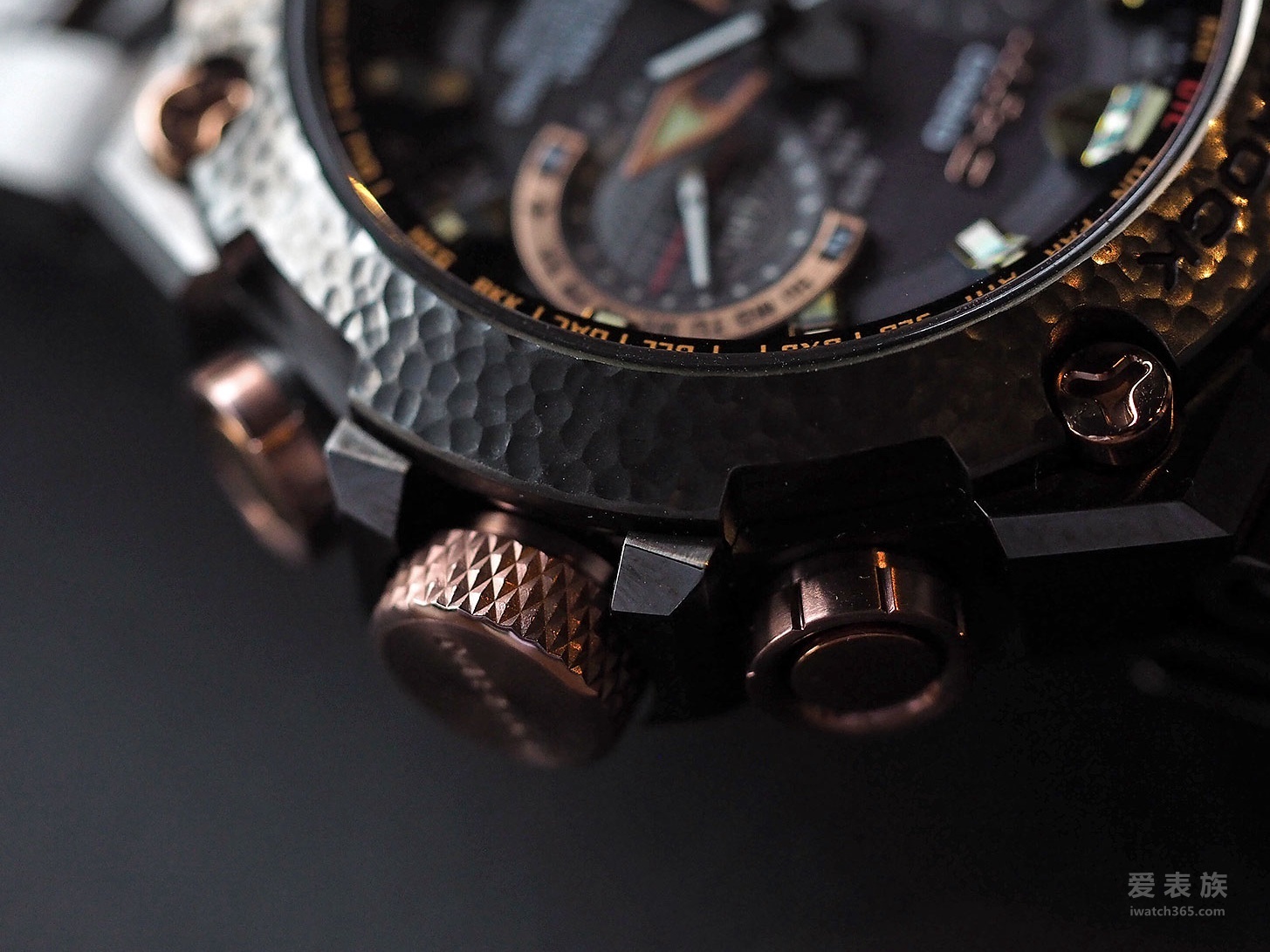 最好看的卡西欧g-shock手表,卡西欧g-shockb100