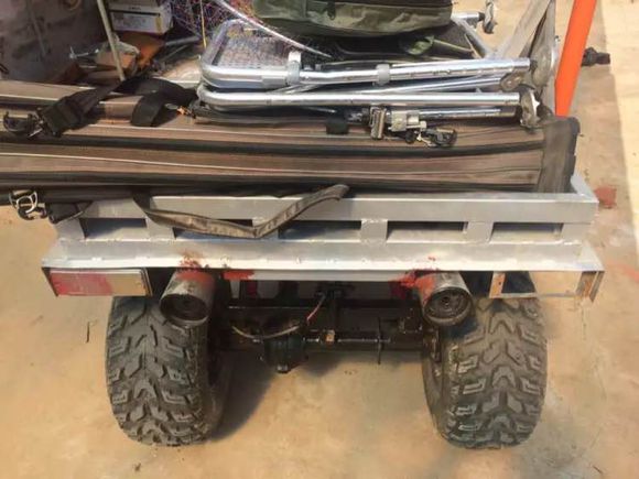 骑着摩托车去野钓,骑电动摩托车去钓鱼