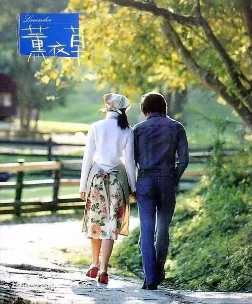 陈乔恩偏爱偶像剧,40岁仍坚信一见钟情的陈乔恩