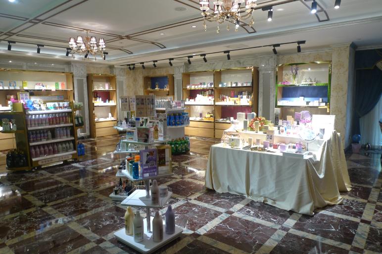 卖香水如何做跨境电商,放弃电商转战实体店