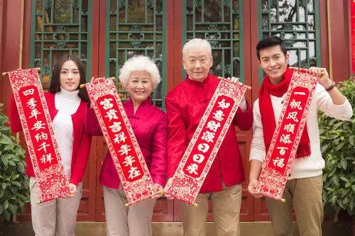 给彼此一点空间,给对方空间也要让对方安心