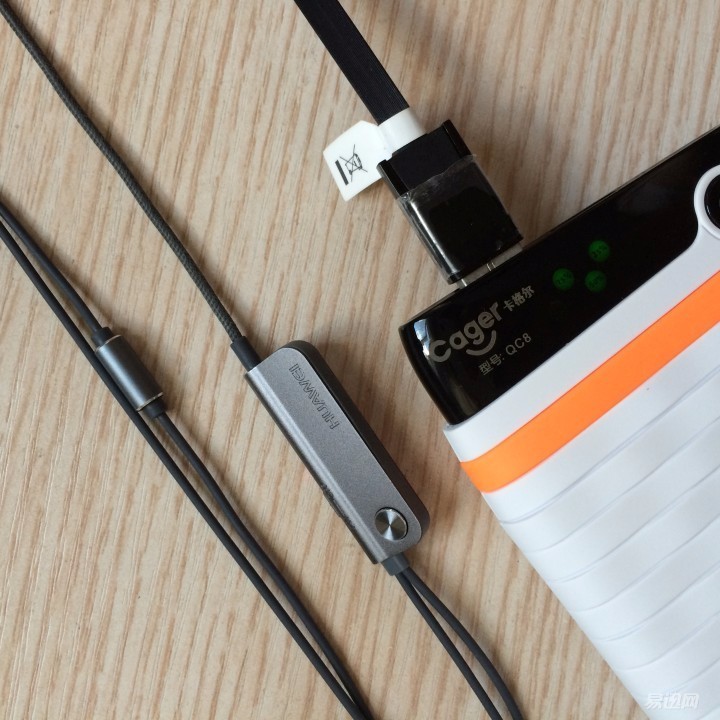 卡格尔QC8，能双向快充的“聚”无霸