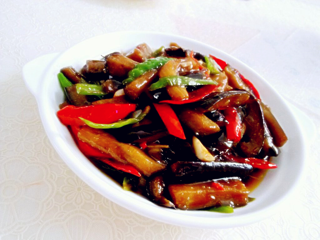 怎么勾芡才能收汁亮油,勾芡怎么亮油