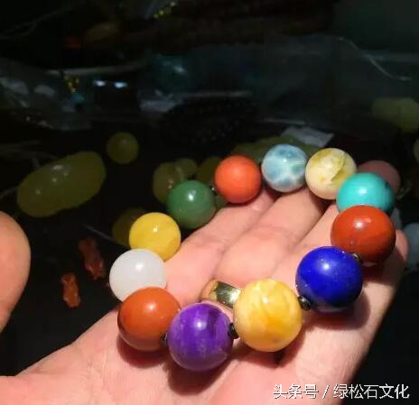 蜜蜡手串怎么佩戴男士,男士佩戴和田玉手串效果