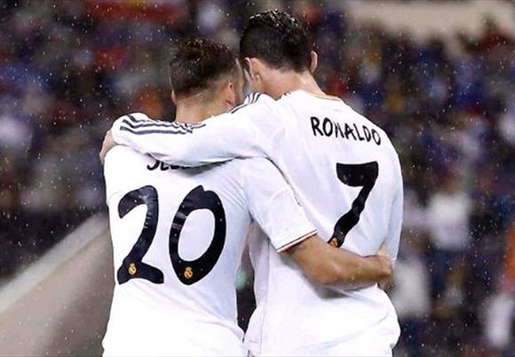 曾经超越C罗、力压贝尔的新“球王”，如今却只能远赴巴黎