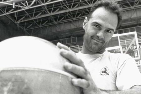 生涯10000分,生涯49000分球员