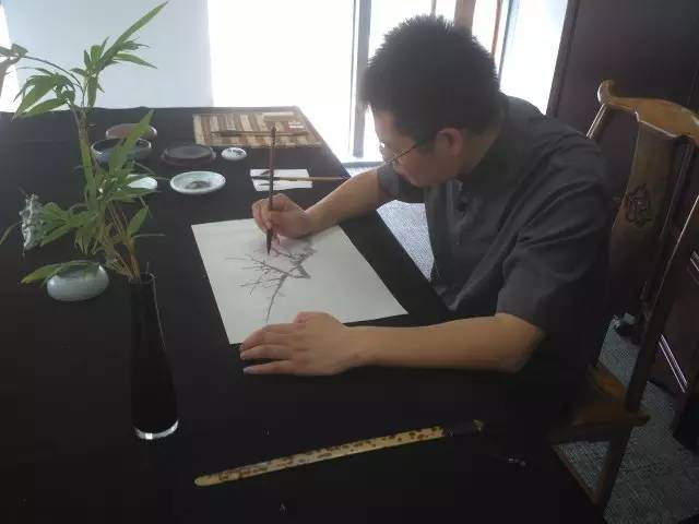 推荐当代优秀青年国画家赵少俨,赵少俨中国花鸟画技法