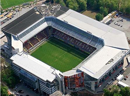 体育馆太阳能光伏发电,光伏应用体育馆发电