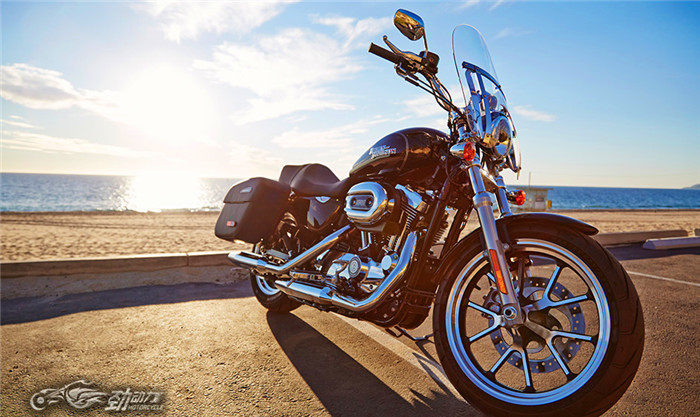 哈雷戴维森1200custom改装,哈雷戴维森1200需要更换几种油