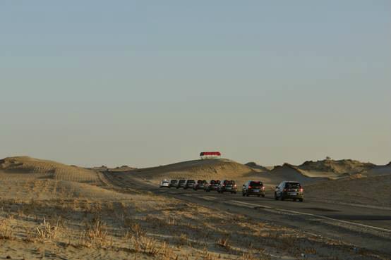 超多美图慎入！开神车，走丝路，这些不可思议的美景就在中国！