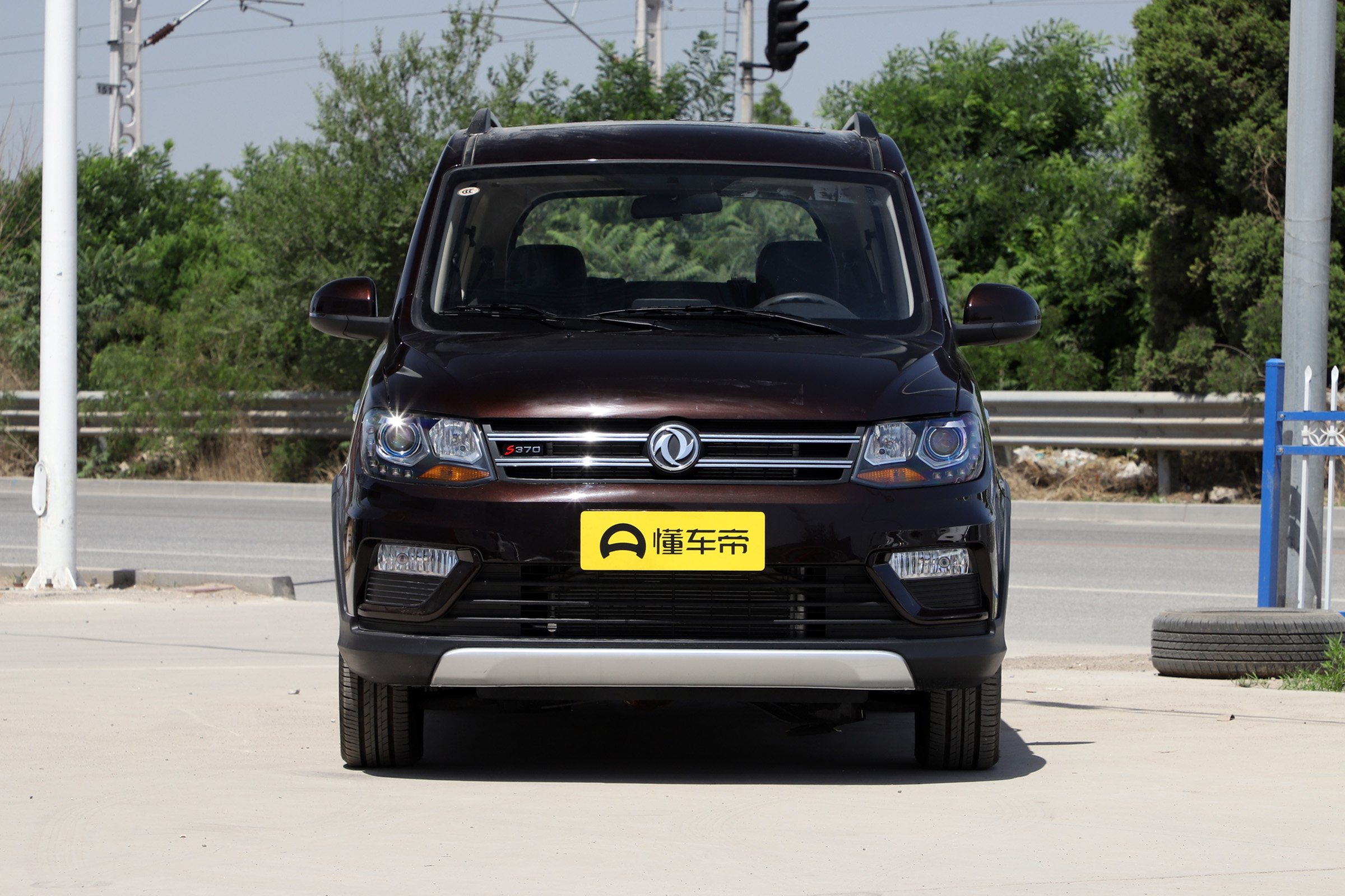 东风风光370七座2018款1.5l能买吗,东风风光370和风光330有什么不同