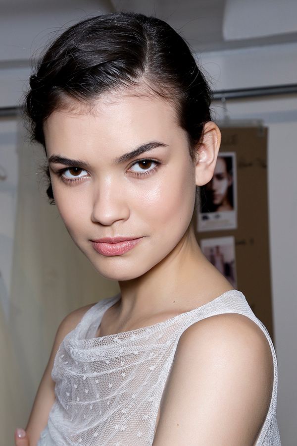 女生超短发结婚造型,短发新娘不用假发的简单造型