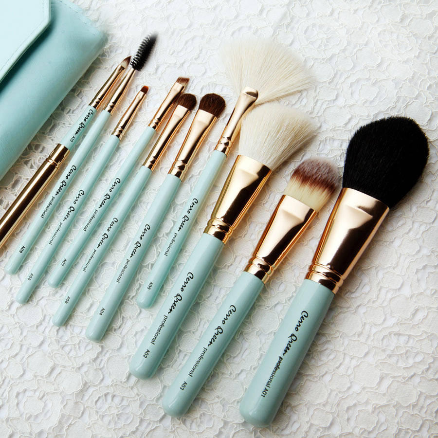 20岁女生改变自己,十八岁少女用什么样的护肤品好