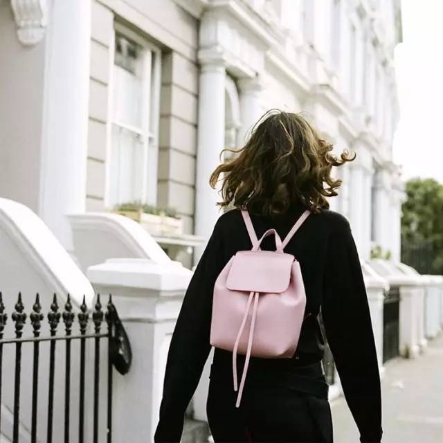 不到千元的旗舰机,不到千元的大牌套装护肤品