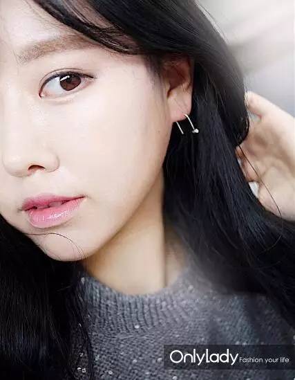 韩剧女主角同款耳坠,韩剧中的珠宝首饰