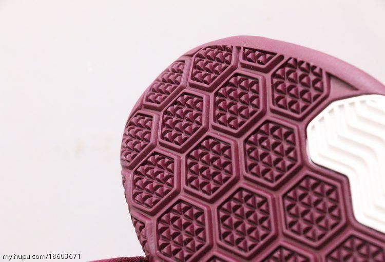 Soldier9Lebron12哪一双才是吾皇挚爱