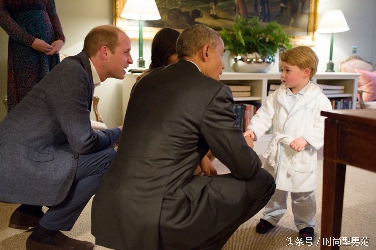 跟着英国皇室的乔治王子学！你家的宝贝也能穿成王子与公主