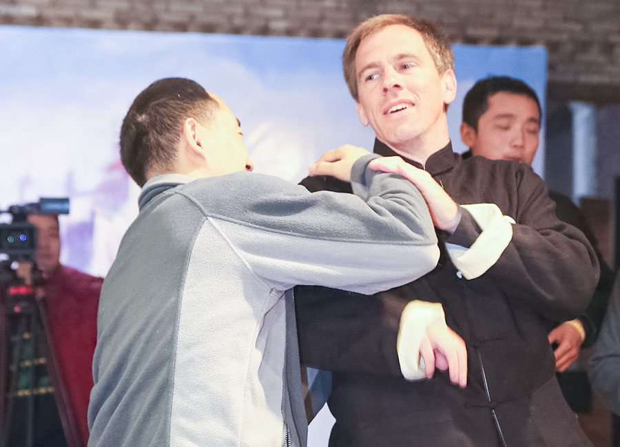 太极拳圆裆正确做法,太极拳的圆裆示意图