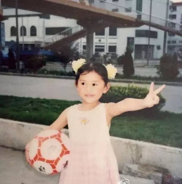 校红|浙江工业大学陈晓雨-音乐、外语、还有世界和平!