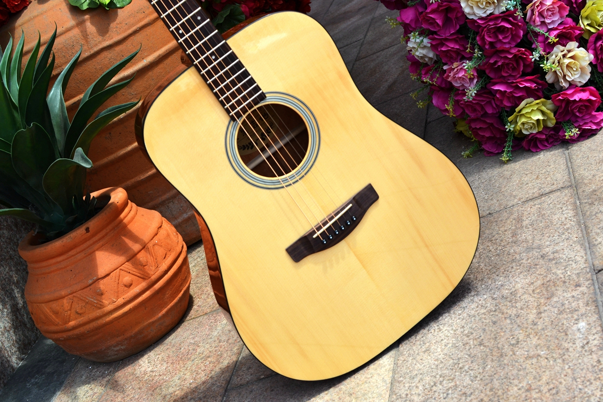 初学者推荐高质量吉他,吉他推荐初学者500之内必买