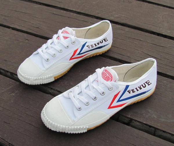 好看但冷门的小白鞋,有什么比较小众的小白鞋