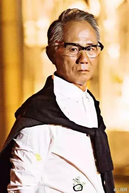 大叔控？鲜肉控？都已经out了，我们现在是爷爷控！