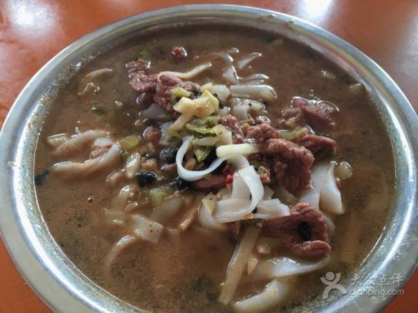 南宁秀灵路东三里好吃螺蛳粉,南宁最好吃的螺蛳粉推荐