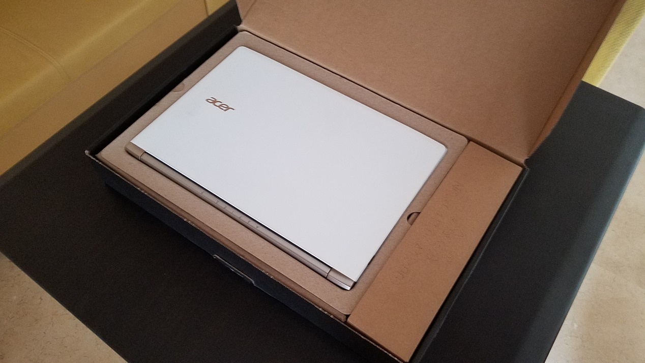 「钉科技评测」宏碁蜂鸟S5-371：轻薄实力派