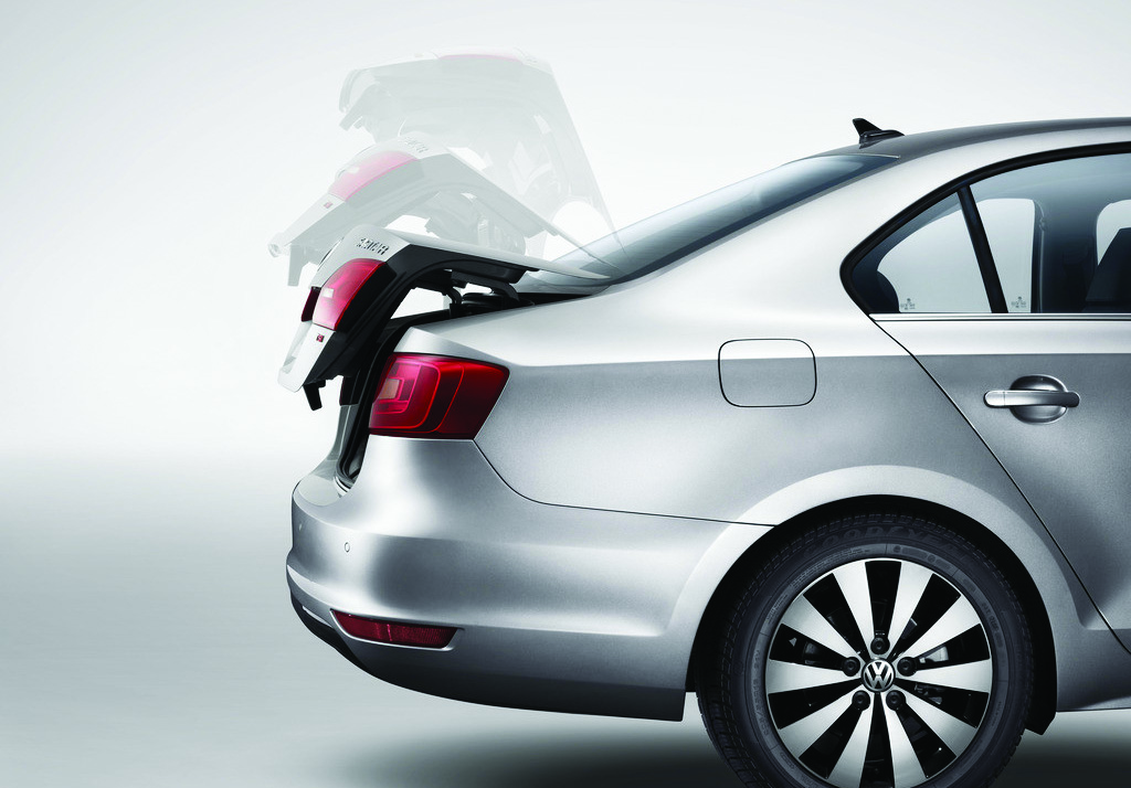 别拿豆包不当干粮后备箱容积缩水疑是常态