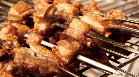 南都记者与醉街摄影师、恒大足球宝贝的“舌尖”美食之约