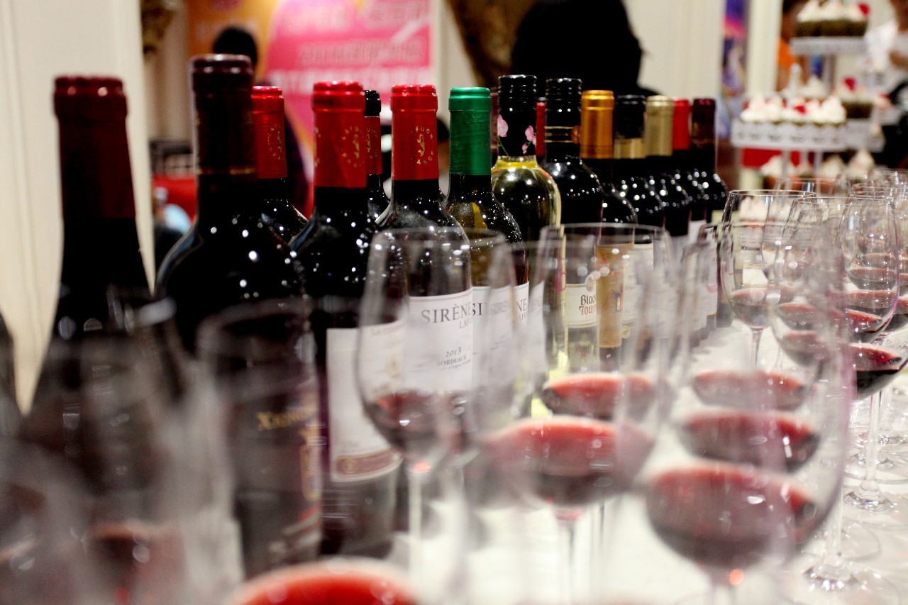 七夕单身联谊会,七夕一帮单身狗聚一起