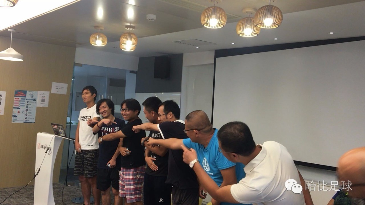 家长论坛的洪荒之力看看那些意识超前的粑粑嘛嘛们，都关心孩子踢球的什么问题？