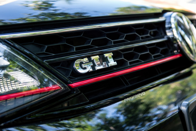 一汽大众速腾gli测评,试驾速腾gli