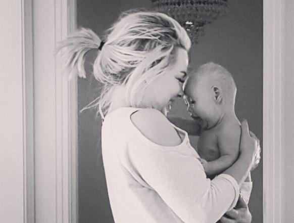 婴幼儿脖子花斑癣多久可以痊愈,婴儿花斑癣怎样算治好了