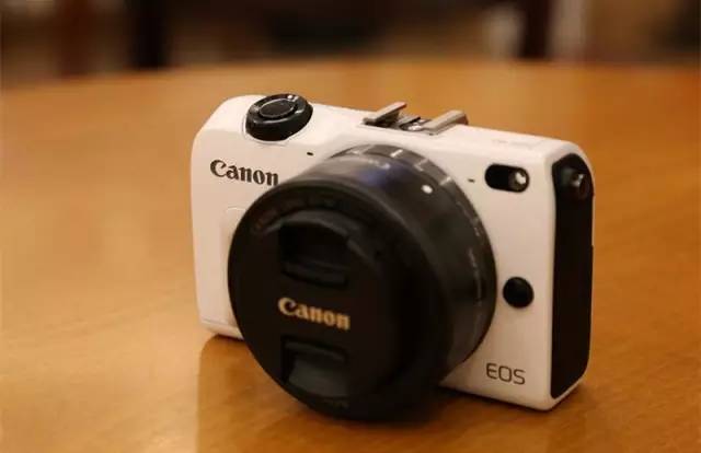 佳能4000到5000最值得入手的微单,微单相机推荐3000至4000