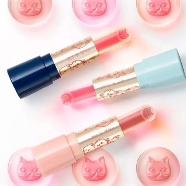 为了女儿卖化妆品,为了买东西什么话都敢说