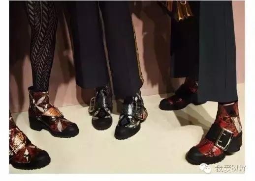 每周女星*服私**秀：89元T成功俘获刘诗诗，杨幂270元T够亲民