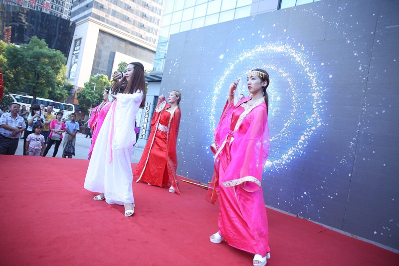 还记得童年的那个西游吗?“梦西游”带你进入美食的西游!