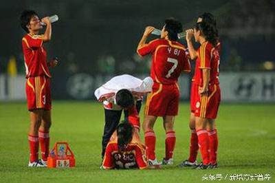 中国男足防守韩国,中国男足能抵抗住韩国的进攻吗