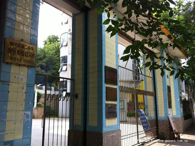 南宁校园生活实拍,南宁校园故事