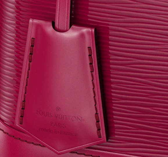 教你如何辨别奢侈品lv包的真假,lv皮带真假辨别最快的方法