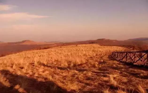 灵石红崖峡评价,灵石红崖峡牛角