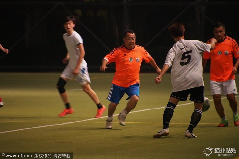 明星“球员”:唐僧变肥罗，谭咏麟踢断两根韧带