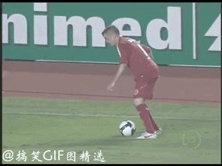 踢足球一定要学会颠球吗,踢足球都是罗圈腿吗