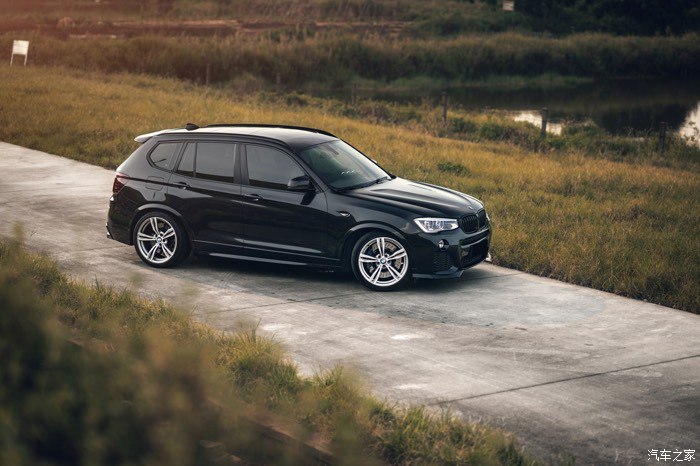 宝马x3曜夜版黑武士落地价,宝马x3黑武士静态体验