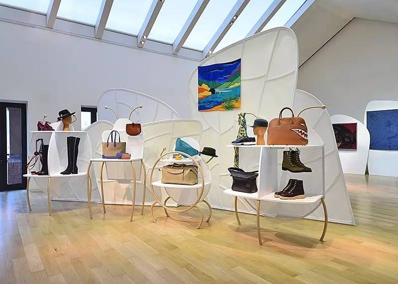 爱马仕丝巾的故事,爱马仕丝巾的故事视频