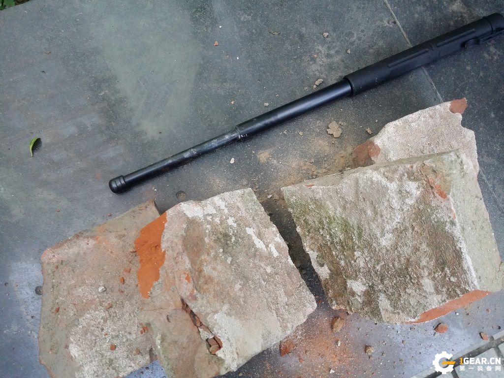 捍卫者机械甩棍,弘安机械棍使用感受