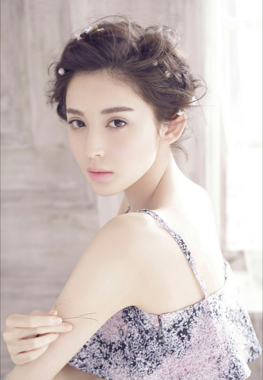 做公益的娜扎,娜扎矫情